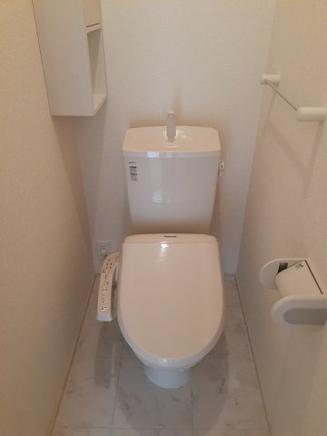 アンジュ・ブローテＡのトイレ