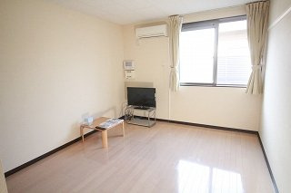 レオネクストミイソレイユの居間・リビング|備品や設備仕様は号室等により異なります現地をご確認下さい。