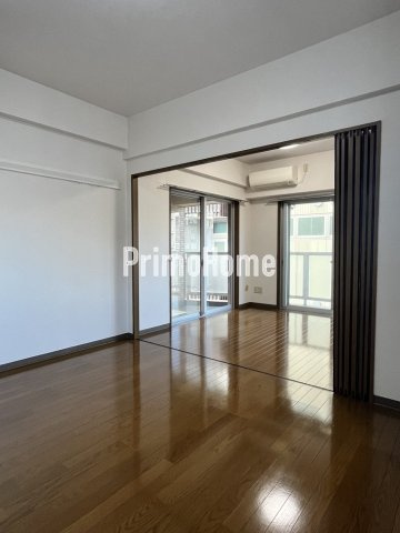 パークウェル神田イーストの居間・リビング