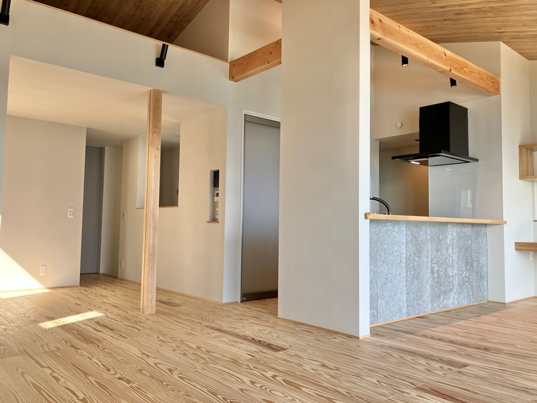 二宮戸建の居間・リビング