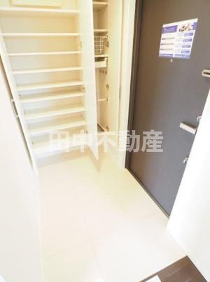 レジディアタワー中目黒の玄関