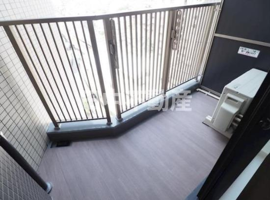 レジディアタワー中目黒のバルコニー