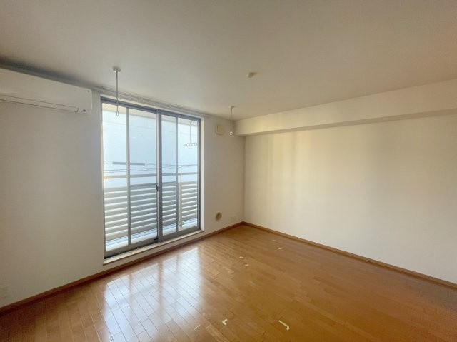 サンシャイン日吉Ⅰの居間・リビング