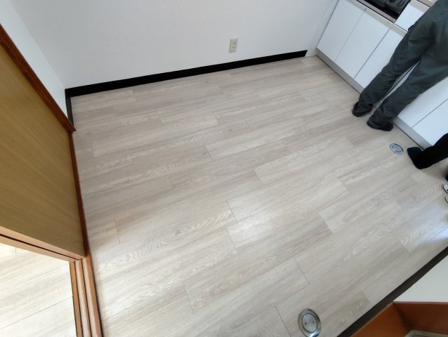 ハイム本一色の居間・リビング