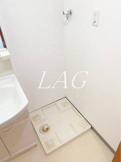 【設備】 | リア・コンフォート | 室内洗濯機置き場です。