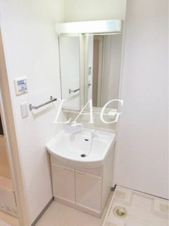 【洗面所】 | リア・コンフォート | 独立洗面台です。