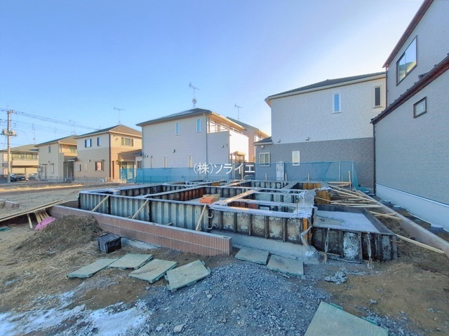 所沢市東狭山ケ丘３丁目　新築戸建　全15棟の前面道路含む現地写真