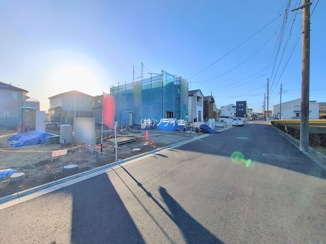 所沢市東狭山ケ丘３丁目　新築戸建　全15棟の前面道路含む現地写真