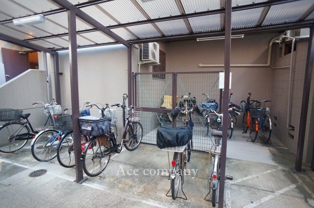 【駐輪場】の画像