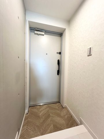 新宿WEST PLACEの玄関|新宿WEST PLACE