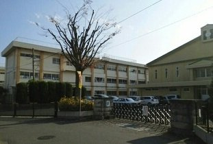 【周辺】 | カームＲＹＵＯＵ | 甲斐市立竜王小学校まで290m
