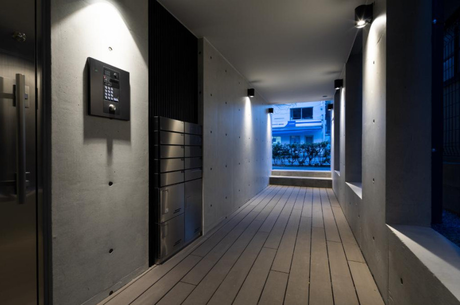 【エントランス】