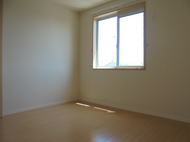 ベルクール加東A棟の寝室