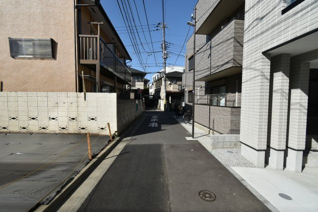 野方1丁目・売地の前面道路含む現地写真