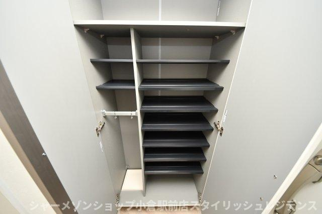 フローリィ279の収納