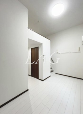 【居間・リビング】 | ベルシャンブル稲田堤 | 洋室のお部屋です。