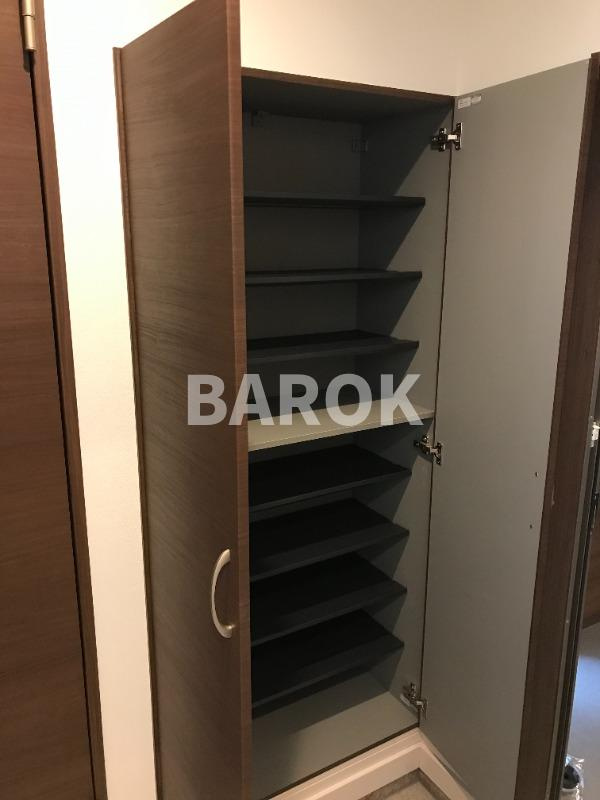 福岡市中央区谷２丁目のアパートの玄関