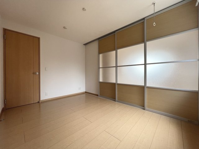 【洋室】