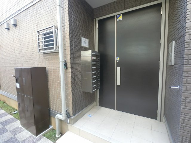 【エントランス】