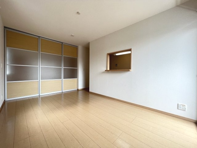 【居間・リビング】