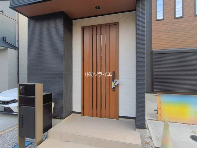 入間市下藤沢2丁目　新築戸建　全8棟の玄関