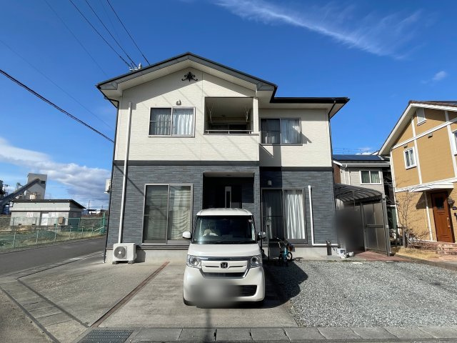 中古戸建・中古住宅　郡山市富久山町福原陣場　行健小・行健中の駐車場