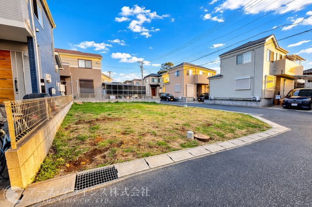 【外観】 | 松戸市高塚新田6期 | 建築条件がなく、お好きなハウスメーカーでの建築はもちろん、当社でも注文建築を承ることができるので、土地の購入から注文建築までの流れも一括でできます♪