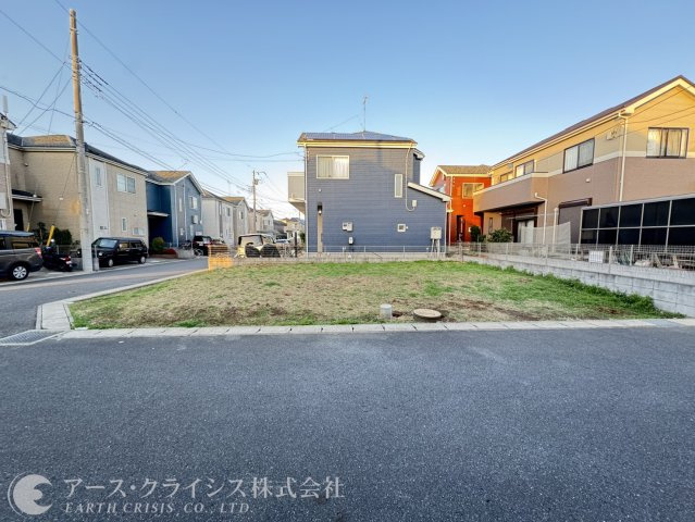 【外観】 | 松戸市高塚新田6期 | お気に入りのハウスメーカーや工務店で建築可能。デザインも間取も自由に決められるので、「自分たちらしい暮らし」を実現できます。日常に便利さと穏やかさを兼ね備えてた、立地はいかがでしょうか。
