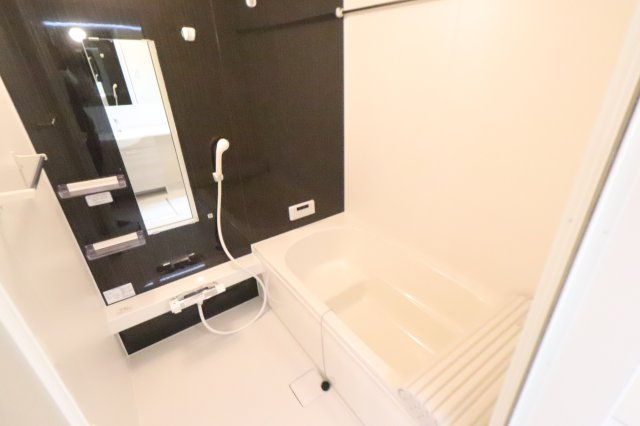 ライラック湘南Ⅱの浴室