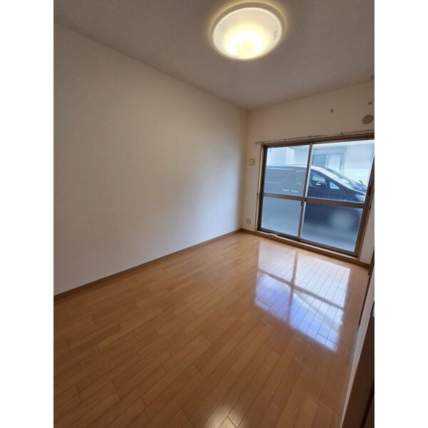 リューボヌールⅣの洋室|別室イメージ