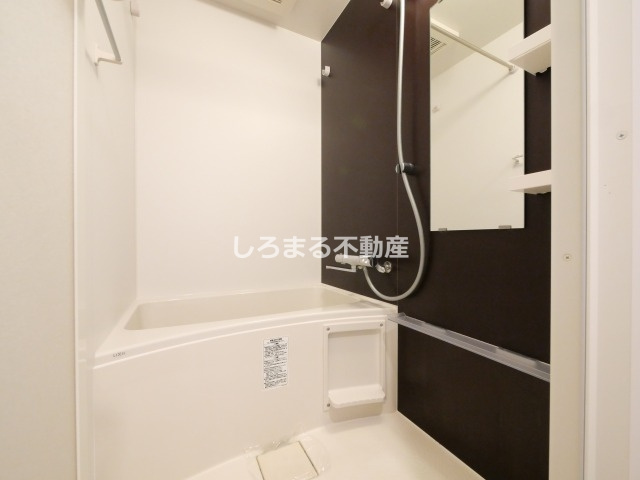 プレサンス玉造ザライブの浴室