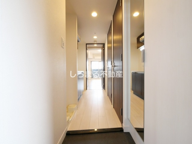 プレサンス玉造ザライブの玄関