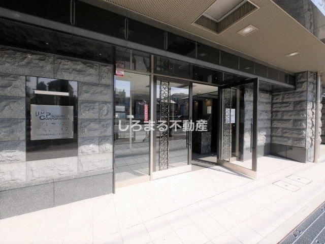 プレサンス玉造ザライブのエントランス