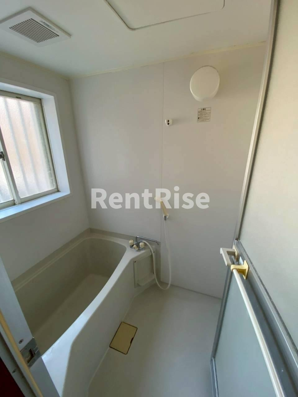 コニファー東栄の浴室