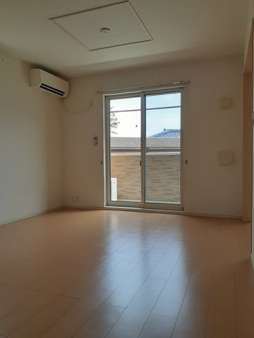 グラン・ソレイユの居間・リビング|ゆったりとした居間です