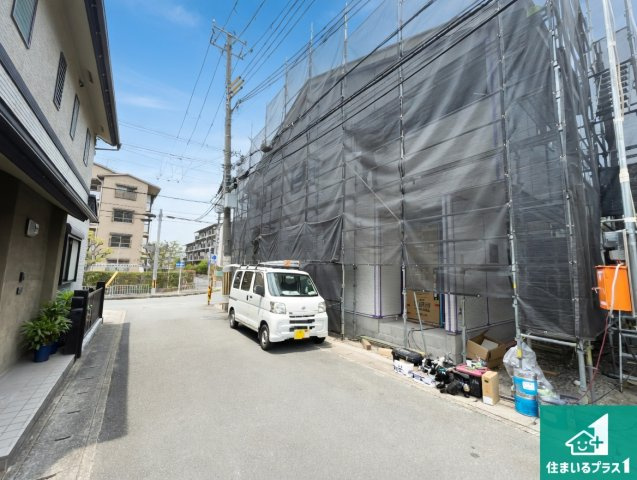 京都市山科区大宅五反畑町　第1期　新築一戸建ての前面道路含む現地写真|周辺は落ち着いた街並みの住宅地！子育てがしやすい住環境です！まだ未完成ですが、現地でしかわからない事もございます。是非一度ご覧ください。