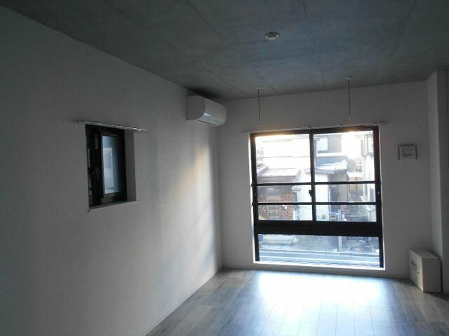 コンポジット駒込の居間・リビング