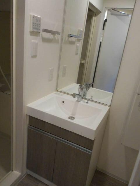 コンポジット駒込の洗面所