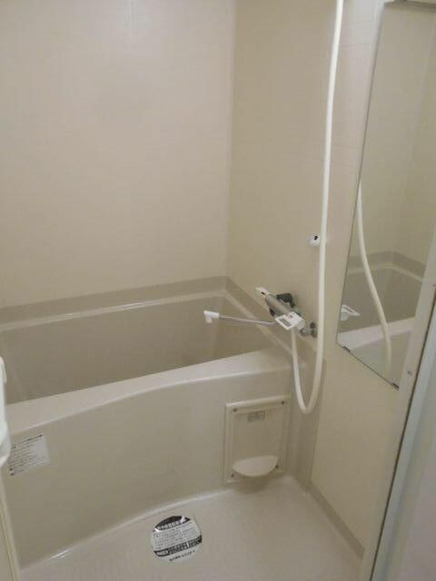 コンポジット駒込の浴室