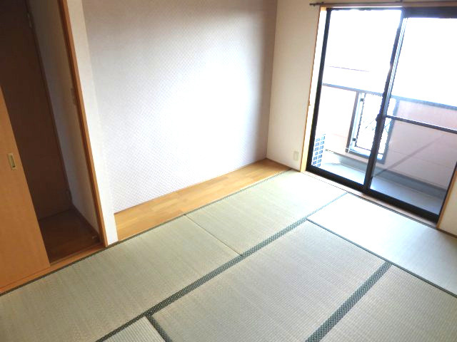 コーポ塚本Ⅱの和室