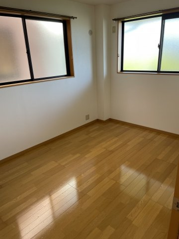 コーポ塚本Ⅱの居間・リビング