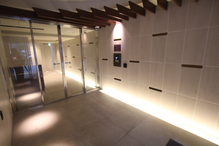 【エントランス】