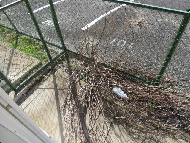 加東市山国のハイツのバルコニー