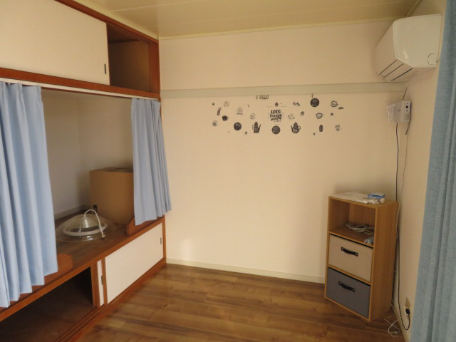 加東市山国のハイツの居間・リビング