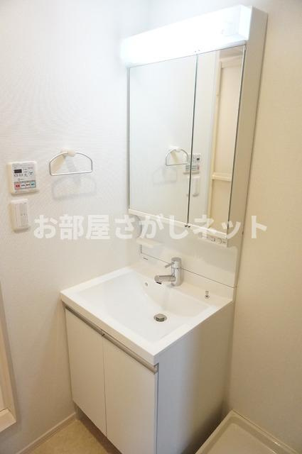 新宿区戸山１丁目のマンションの洗面所