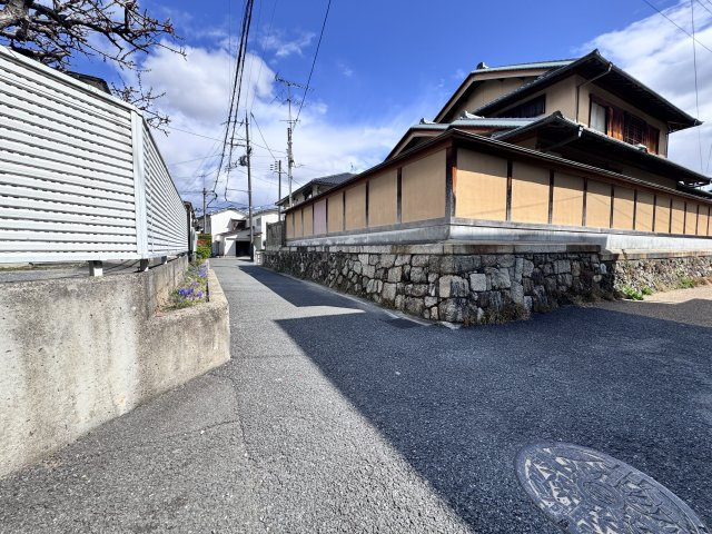 ベルリードミキの周辺