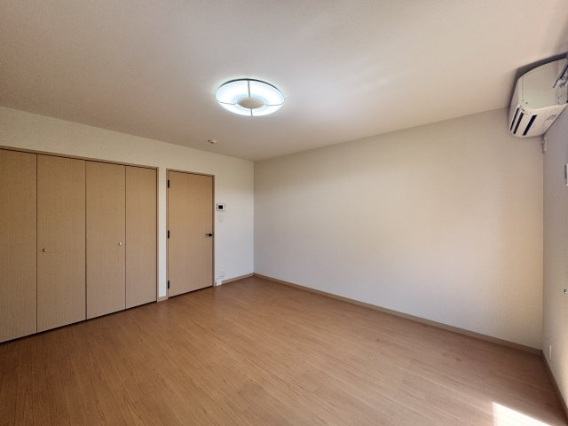 ベルリードミキの居間・リビング|南向きで、明るい　　同タイプ参考写真