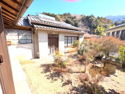 【庭】 | 西八代郡市川三郷町山保　工場・倉付き戸建