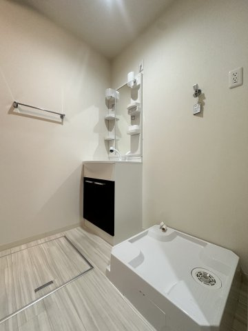 フジパレス住吉遠里小野Ⅱ番館の洗面所