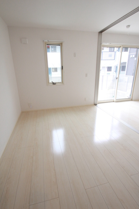 ディーウエストイズムの居間・リビング